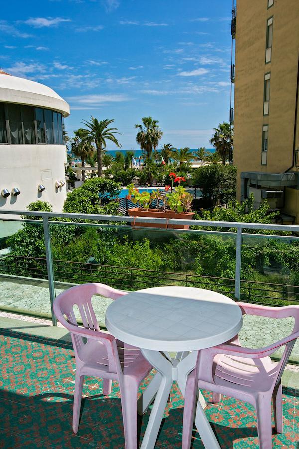 Antares Hotel 3*